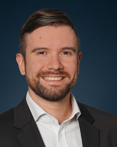 _Pascal_Robyr_Hintergrund_Blau